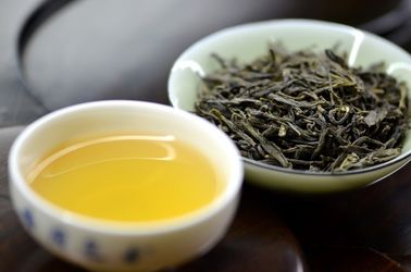 الصين الشاي الصيني الممتاز الشاي الأصفر الشاي أوراق فضفاضة مع ظهور لامعة المزود